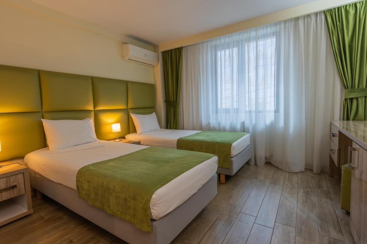 Hotel Corvaris ブカレスト エクステリア 写真