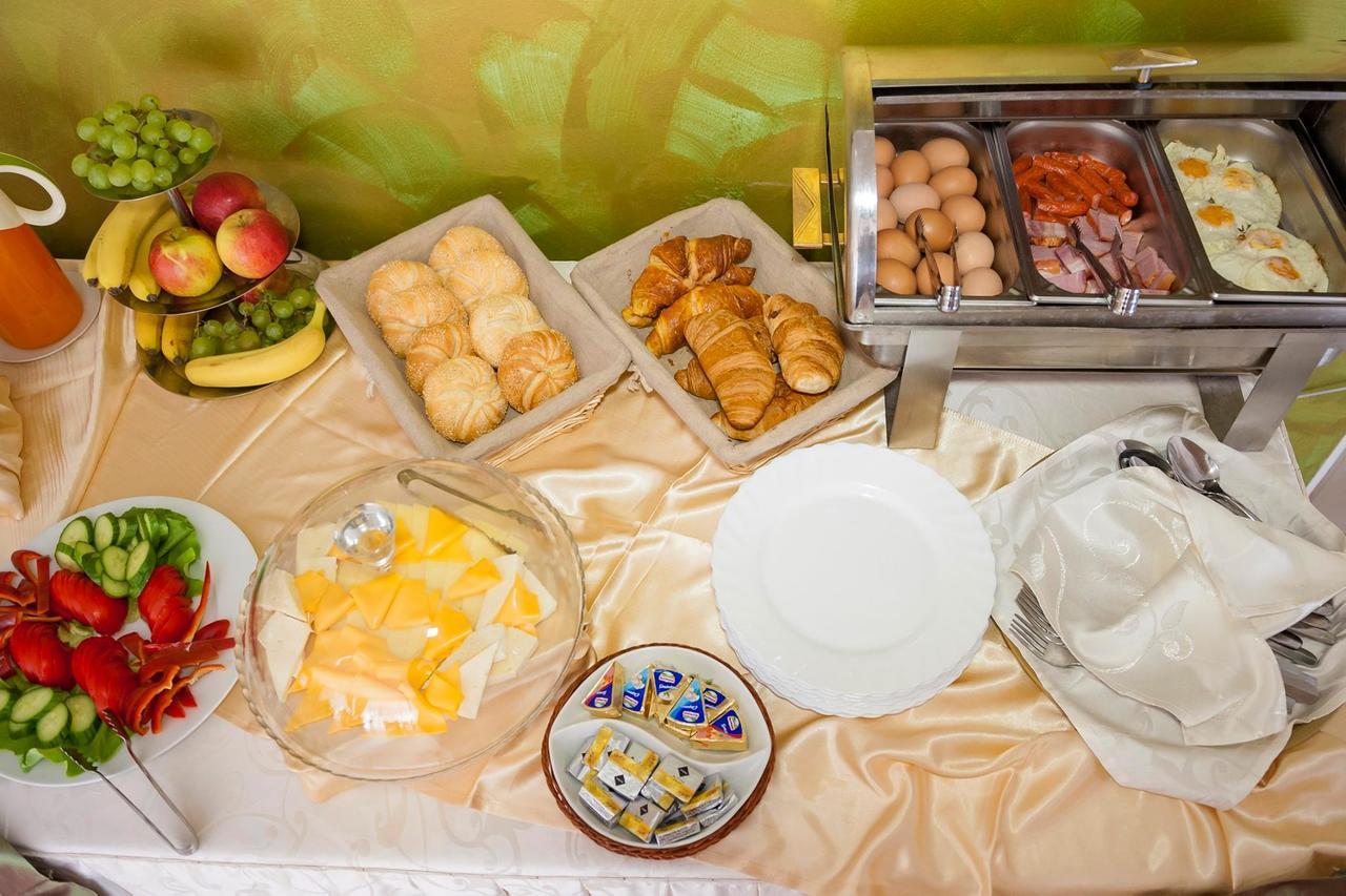 Hotel Corvaris ブカレスト エクステリア 写真